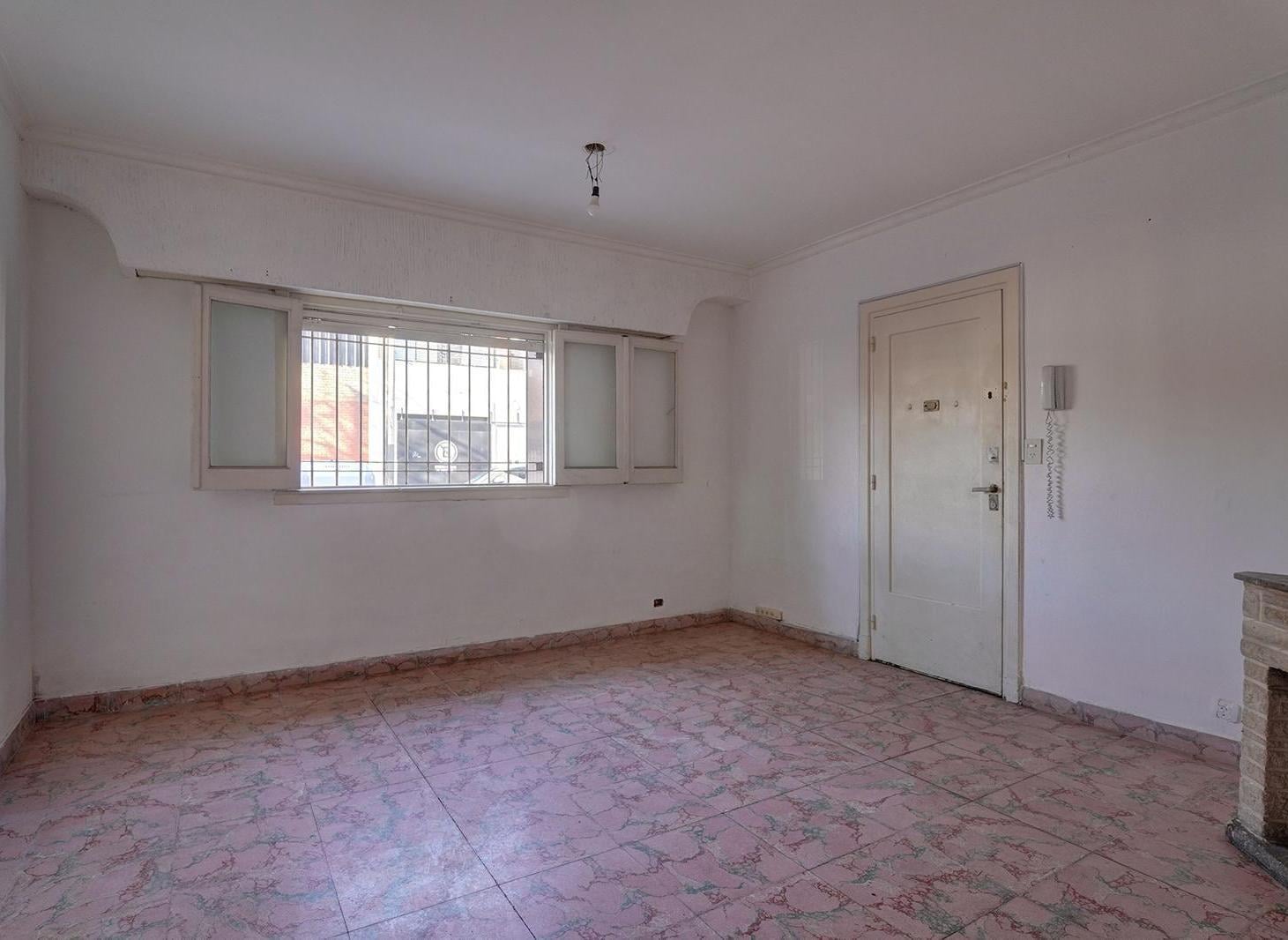 Foto de Venta | Departamento 3 ambientes | Planta Baja | Frente | Patio |, imagen 2