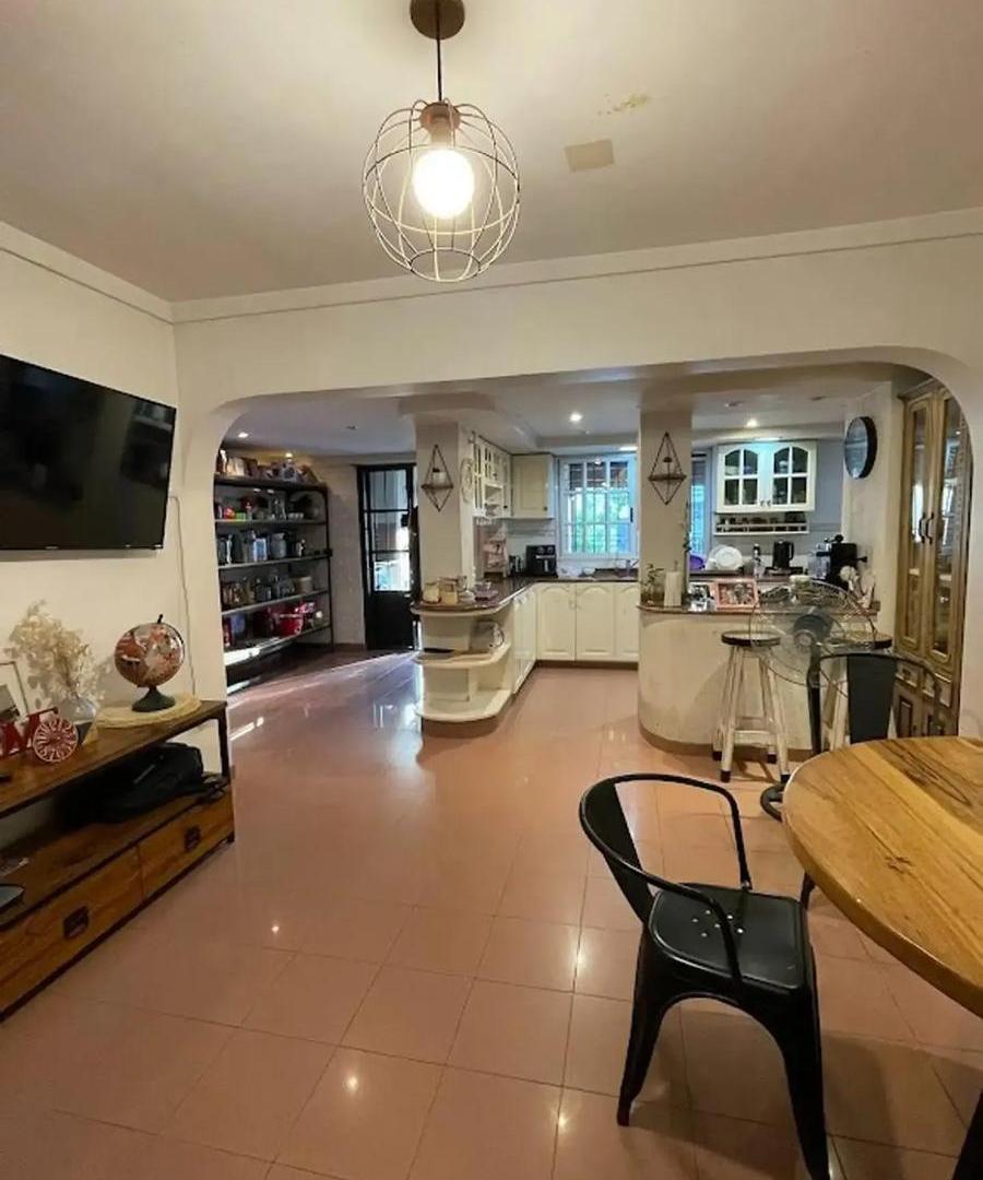 Foto de Casa en Ituzaingó Norte 4 Ambientes 2 Cocheras con Pileta, imagen 3