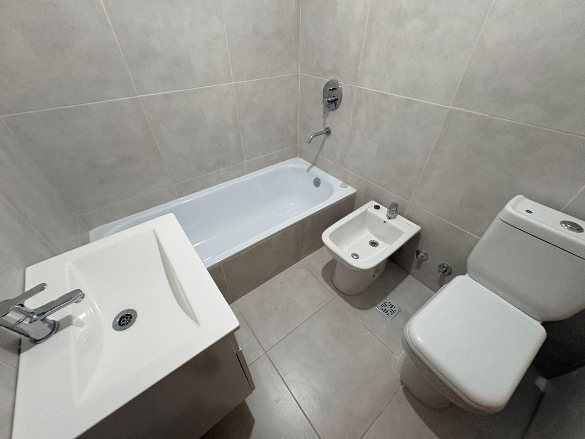 Foto de Departamento dos ambientes en Venta en Remedios De Escalada, imagen 3