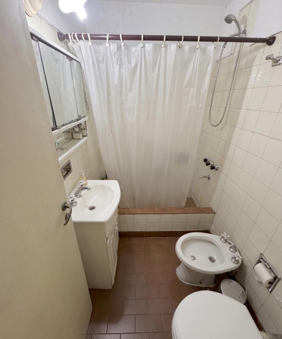 Foto de VENTA - DEPARTAMENTO 3 AMBIENTES - A RECICLAR - BALCON - NUÑEZ, imagen 3