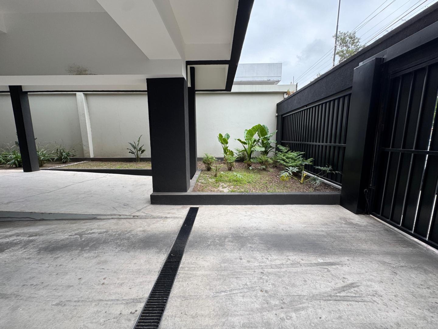 Foto de Departamento MONOAMBIENTE CON BALCÓN Y COCHERA EN TORRES VISAGE, imagen 1