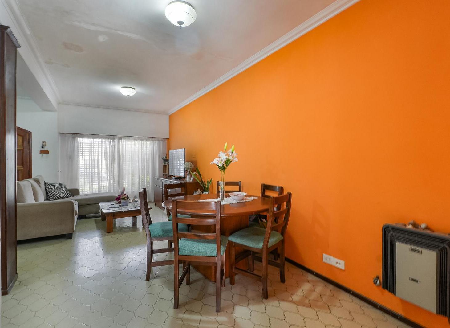 Foto de CASA EN VENTA BECCAR, SAN ISIDRO 6 AMBIENTES CON PILETA, imagen 1