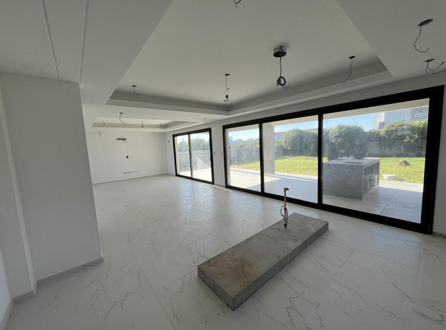 Foto de VENTA Casa de 4 Ambientes con escritorio a Estrenar en Villalobos con, imagen 2