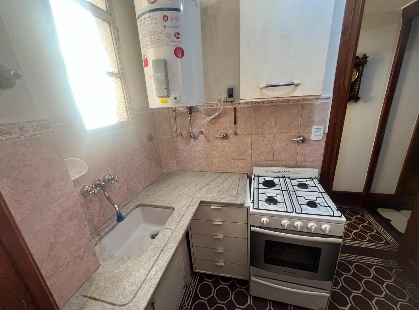 Foto de Departamento 3 Ambientes Venta - Semipiso al Frente en Balvanera, imagen 1