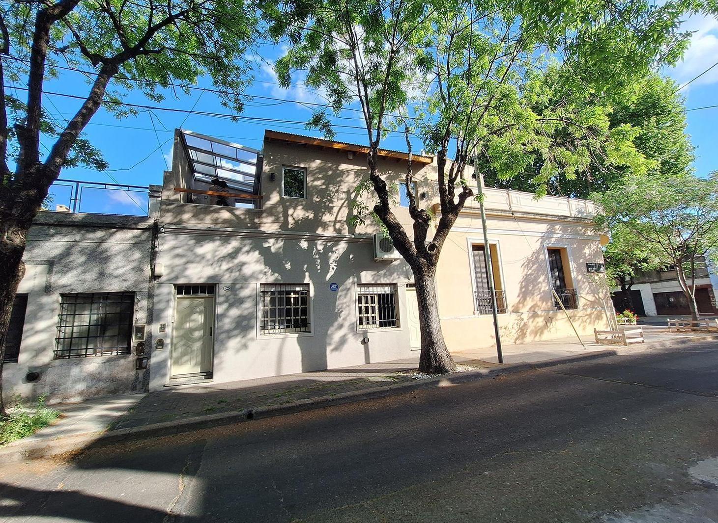 Foto de Venta PH Duplex Villa Urquiza 3 ambientes 2 plantas Super Quincho Apto, imagen 1