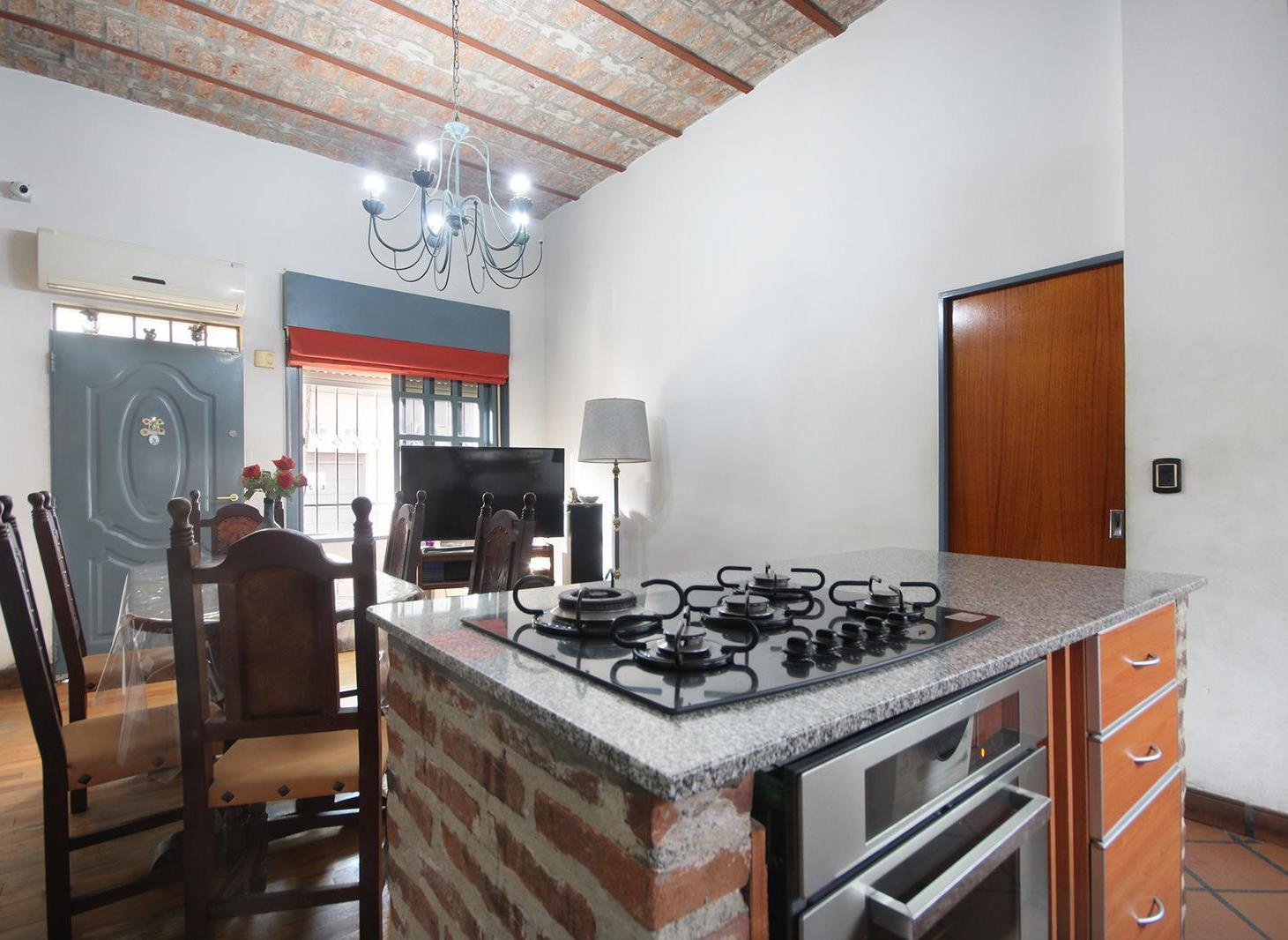 Foto de Venta PH Duplex Villa Urquiza 3 ambientes 2 plantas Super Quincho Apto, imagen 4