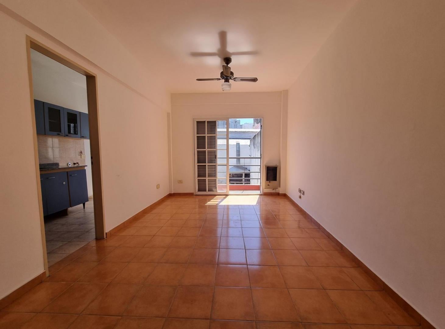 Foto de Departamento 3 ambientes con balcón y cochera venta, imagen 5