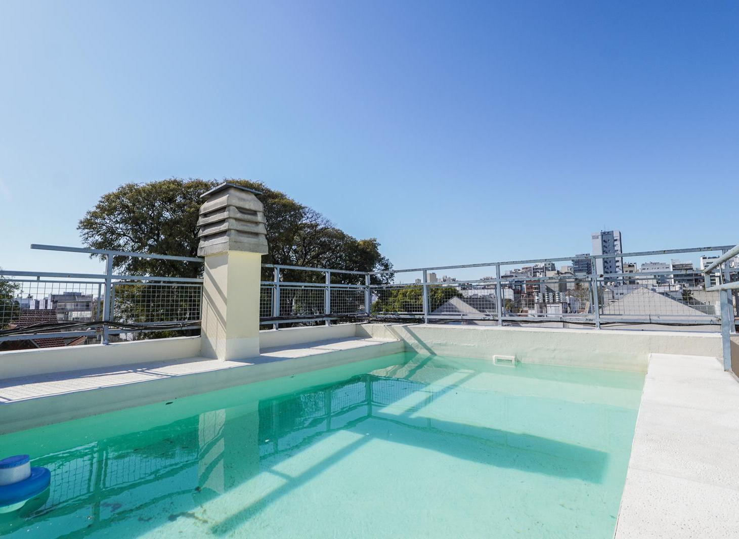 Foto de 2 ambientes en venta con cochera y pileta en Villa Urquiza, imagen 3