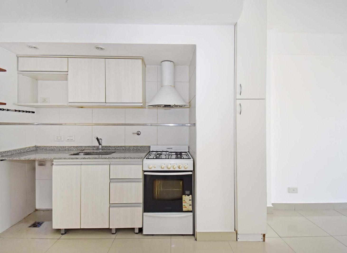 Foto de Venta Depto 2 ambientes C/ Balcon Monte Castro, imagen 5
