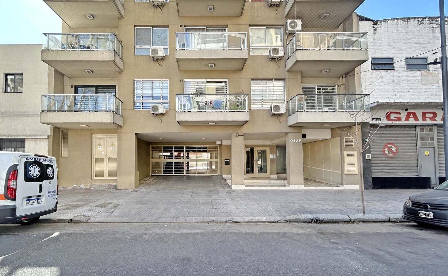 Foto de Venta Depto 2 ambientes C/ Balcon Monte Castro, imagen 2