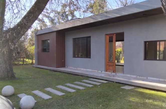 Foto de Excelente casa en Barrio Cardenal del Monte, imagen 1