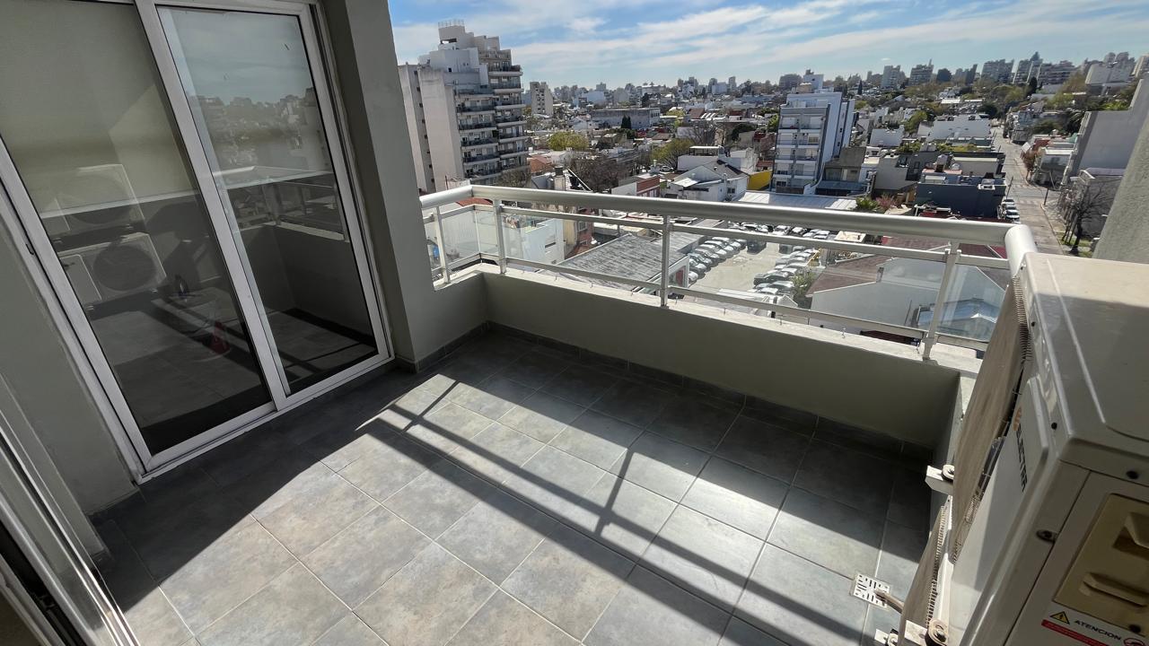 Foto de Departamento 2 ambientes en Villa del Parque luminoso con cochera, imagen 3