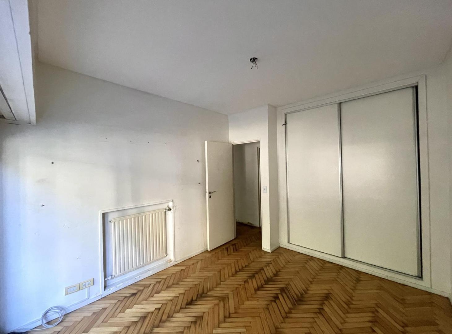 Foto de VENTA DEPTO 4 AMB C BALCON CORRIDO Y COCHERA AUSTRIA ESQ LAS HERAS., imagen 4