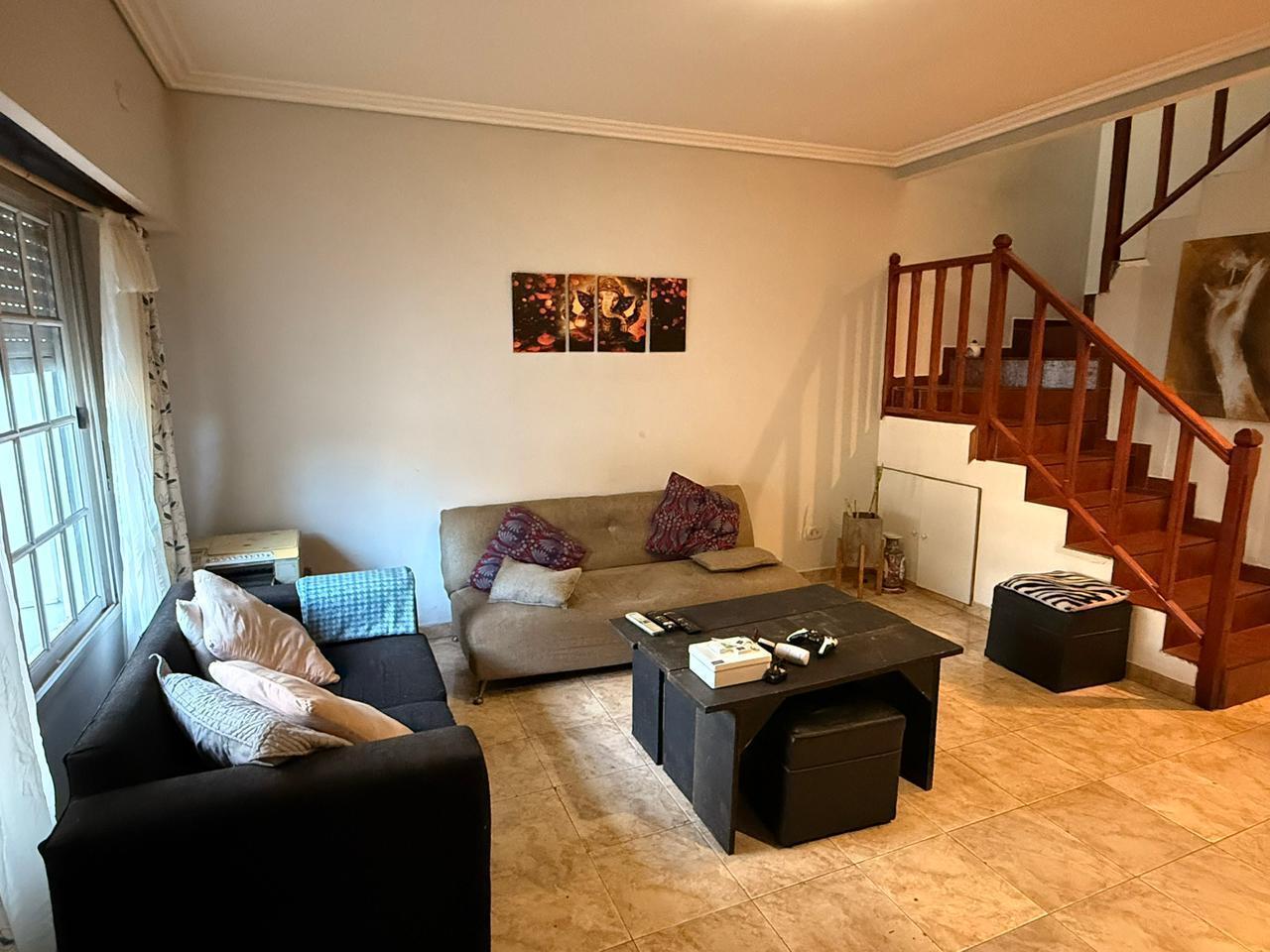 Foto de VENTA PH DUPLEX 3 AMBIENTES CON PATIO Y COCHERA EN CIUDADELA, imagen 1
