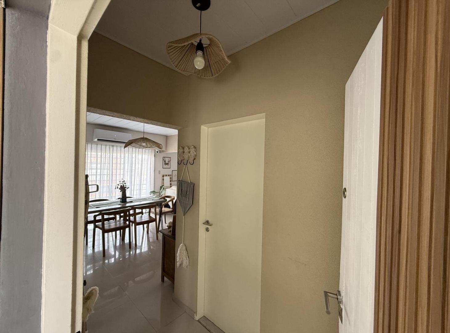 Foto de ph 3 ambientes en venta pileta quincho terraza en villa bosch, imagen 2