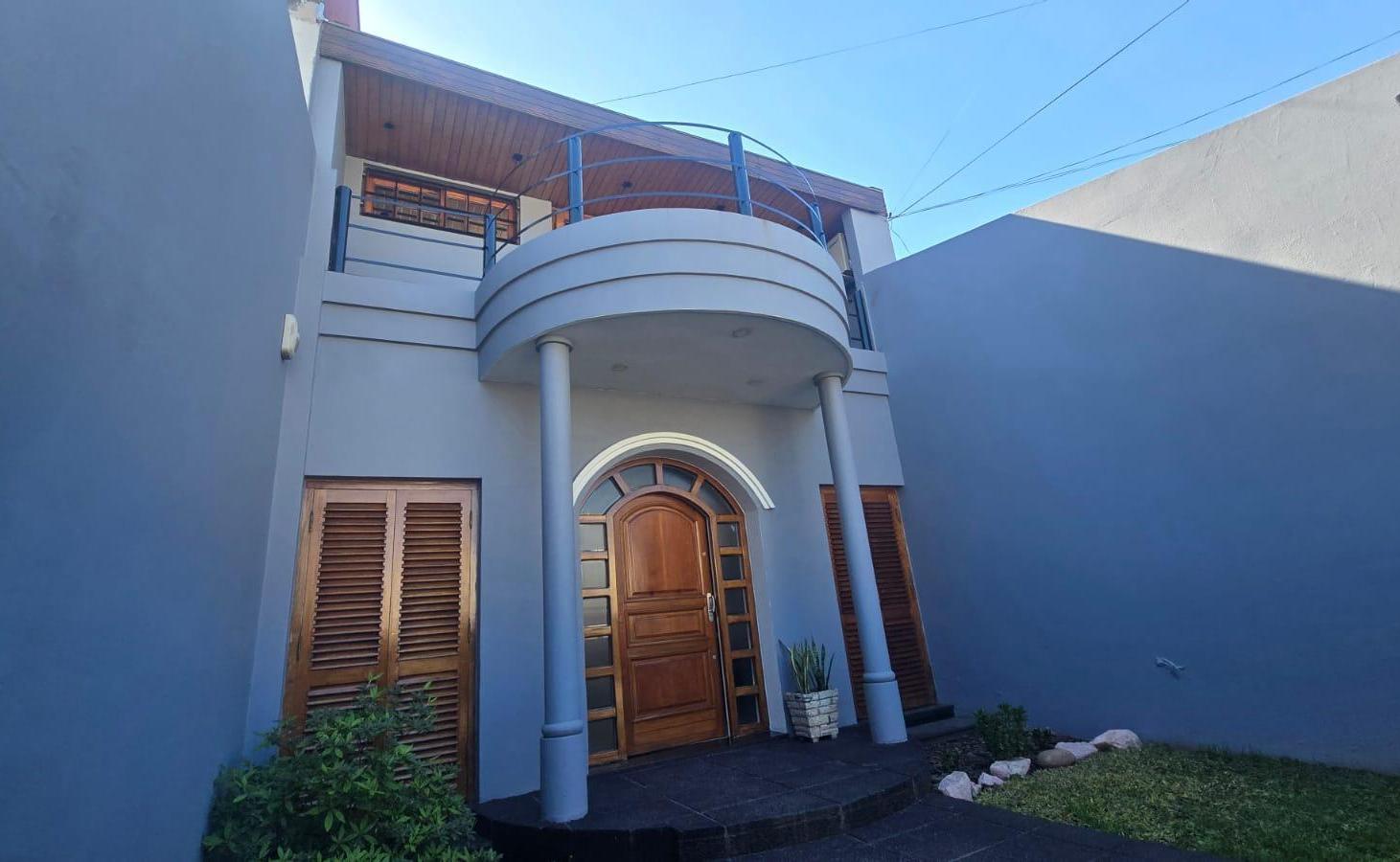 Foto de Casa 4 ambientes en Lanús Oeste venta, imagen 4