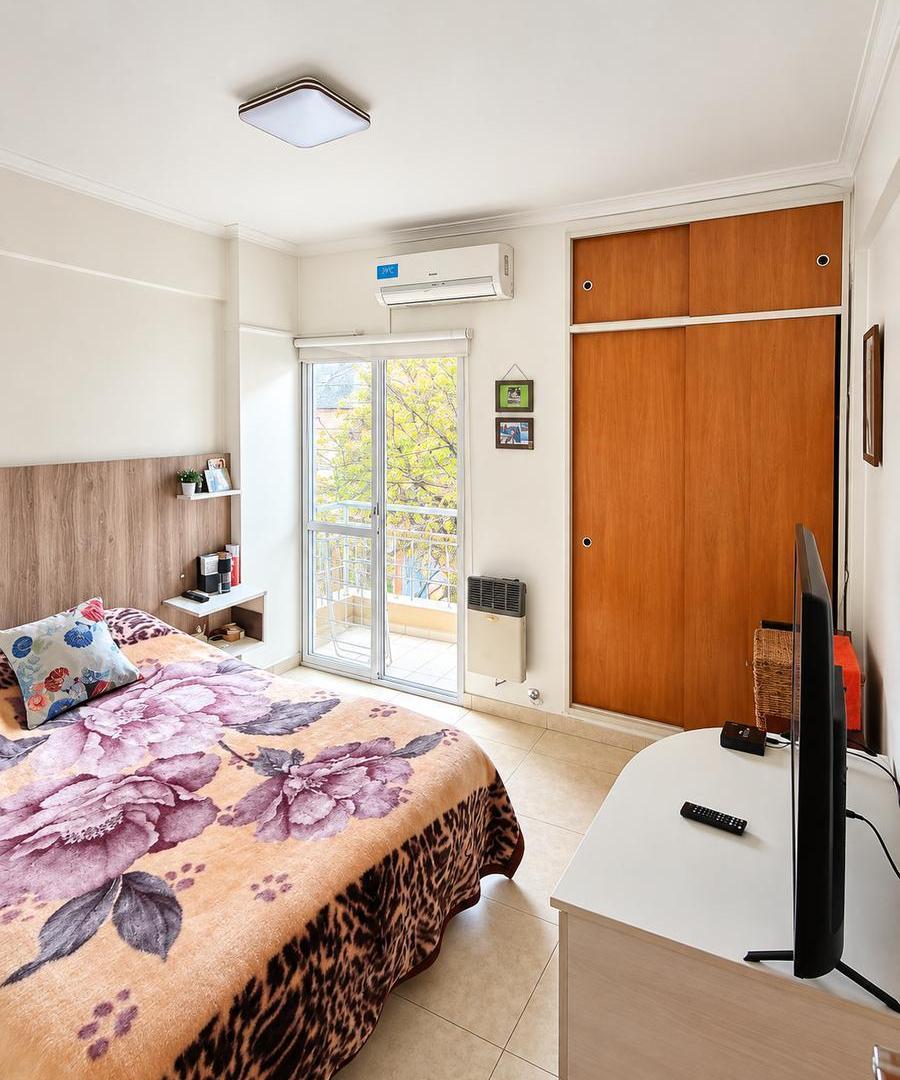 Foto de Departamento 2 ambientes con cochera en Morón centro en venta, imagen 4
