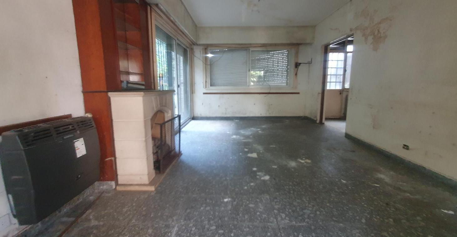 Foto de CASA DOBLE LOTE 9 AMBIENTES CON PARQUE Y PILETA, imagen 4