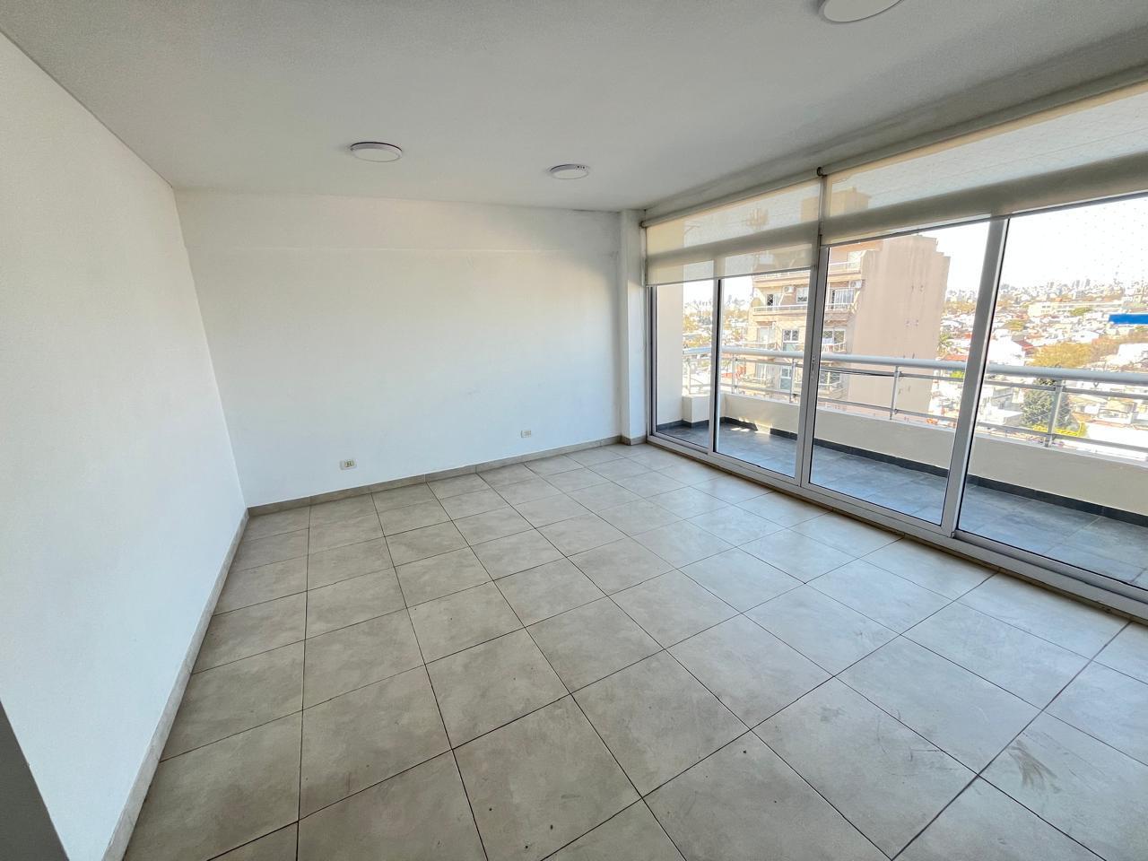 Foto de Venta Departamento 3 ambientes en Villa del Parque con balcón y cochera, imagen 5