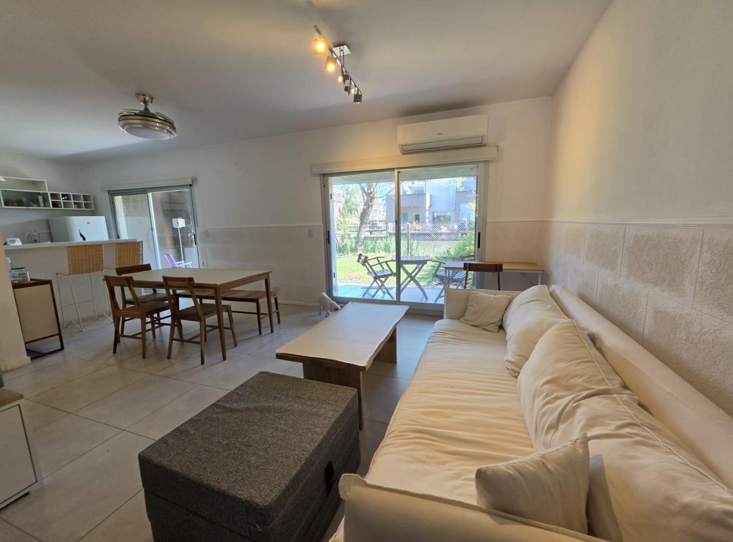Foto de Departamento 3 Ambientes en Planta Baja con Jardín y Vista Al Lago, imagen 5