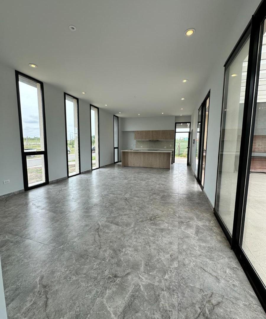 Foto de Proyecto casa personalizada en lote de 600m2 San Pablo Chico Pilar, imagen 1