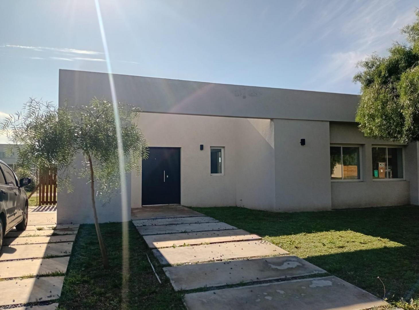 Foto de Casa en venta 4 ambientes en área 9 de San Sebastián, imagen 1