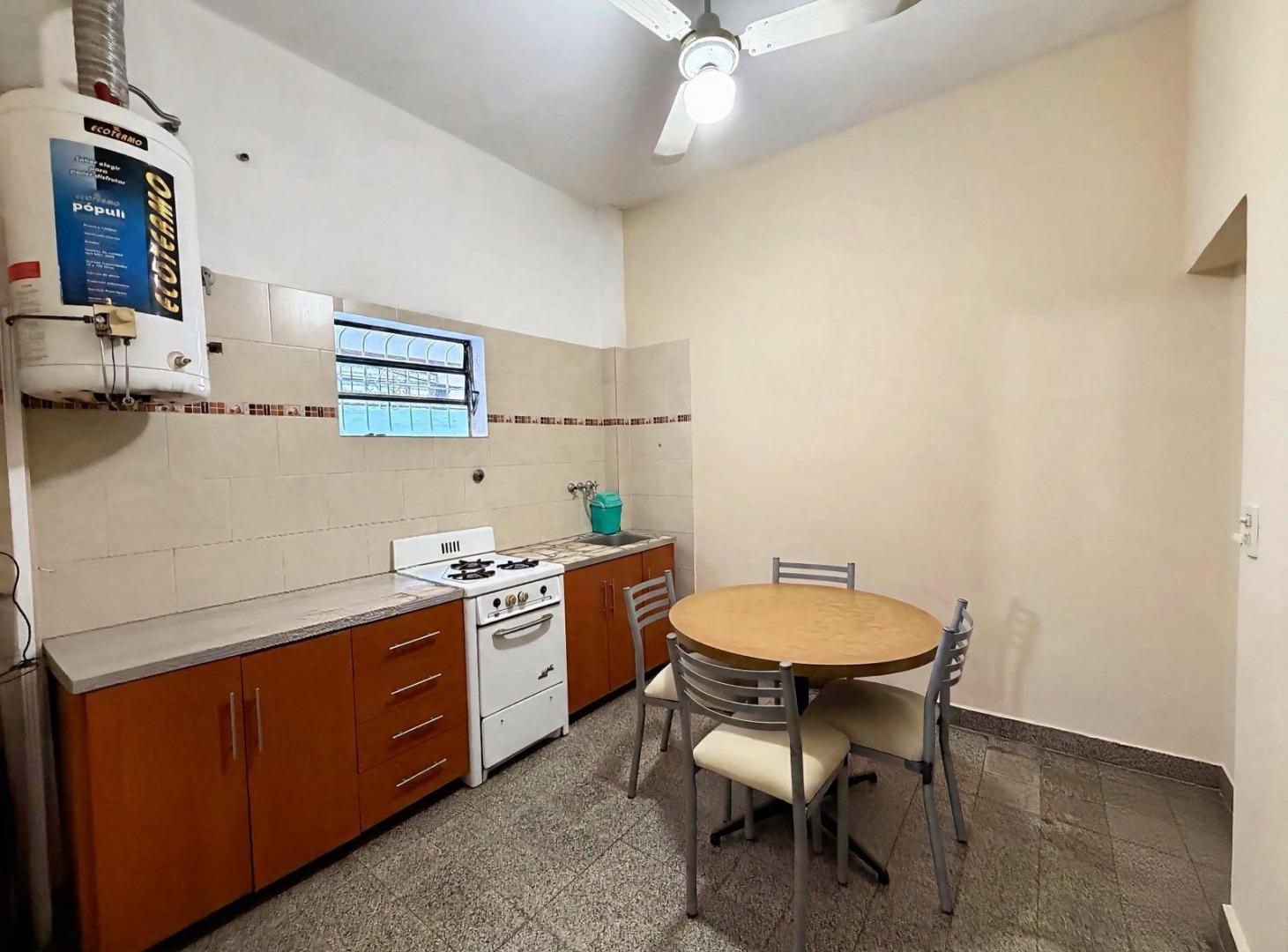 Foto de PH Multifamiliar 7 Amb. en Parque Avellaneda – 2 Viviendas, Terraza, imagen 3