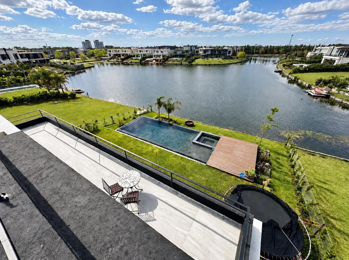 Foto de VIRAZÓN | NORDELTA | A LAGUNA | 4 SUITES | MODERNA DE CATEGORÍA, imagen 4