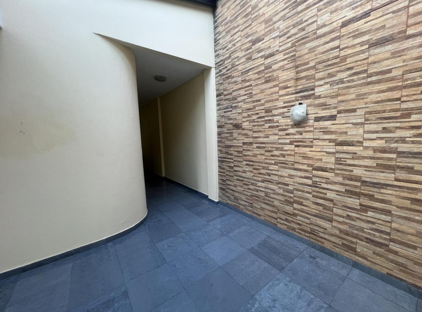 Foto de Venta Departamento de 3 Amb en Berazategui Centro a metros de la, imagen 4
