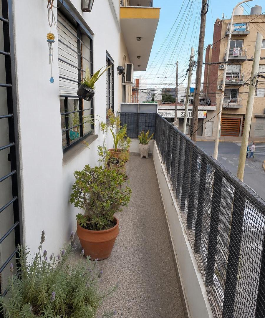 Foto de Venta Ph 3 ambientes primer piso con balcon y terraza propia, imagen 1