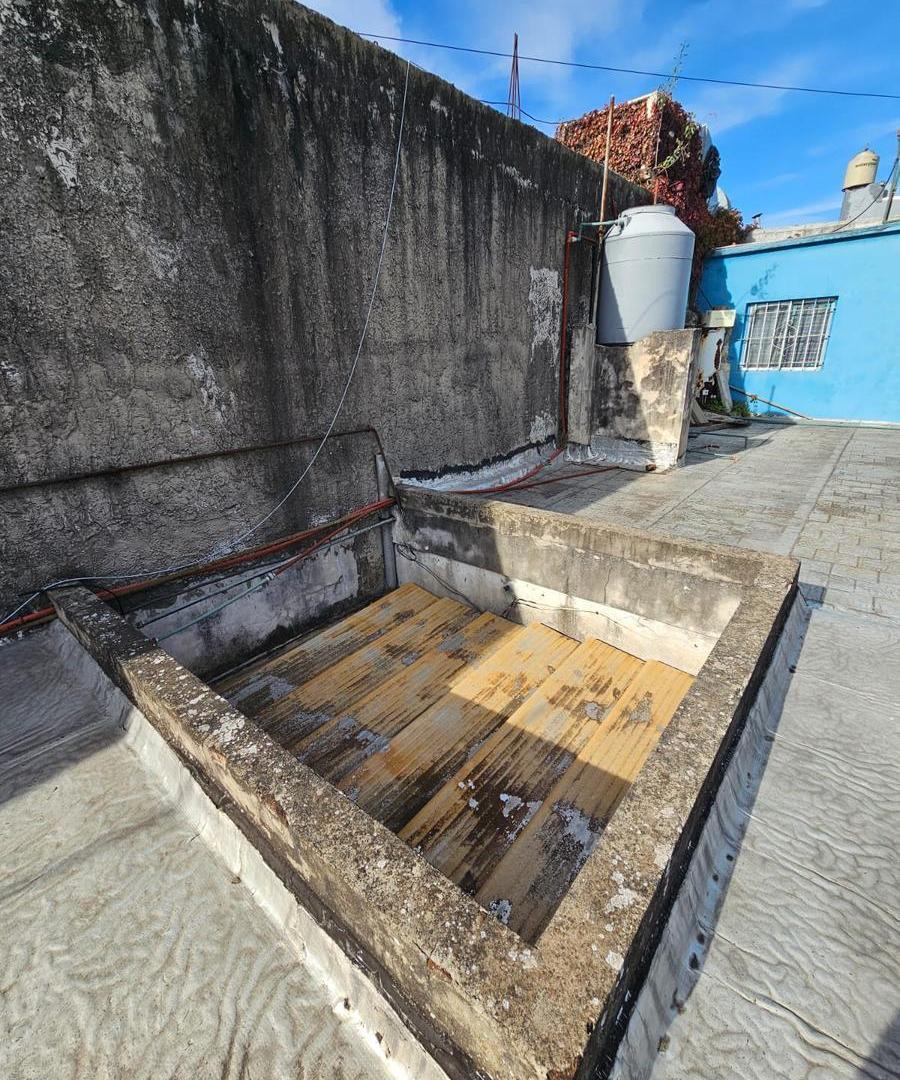 Foto de Venta dos Ph's a reciclar Tapiales terraza cochera doble plano proyecto, imagen 5