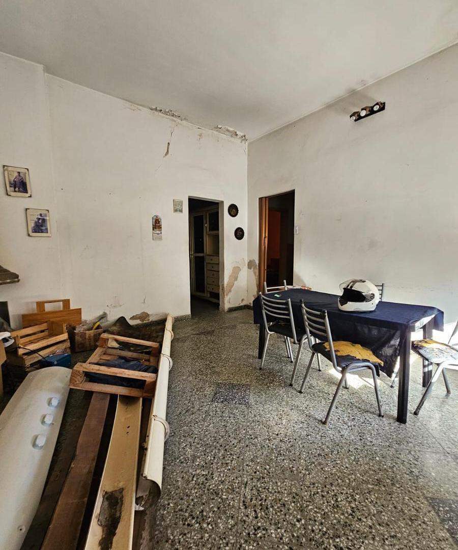 Foto de Venta dos Ph's a reciclar Tapiales terraza cochera doble plano proyecto, imagen 1