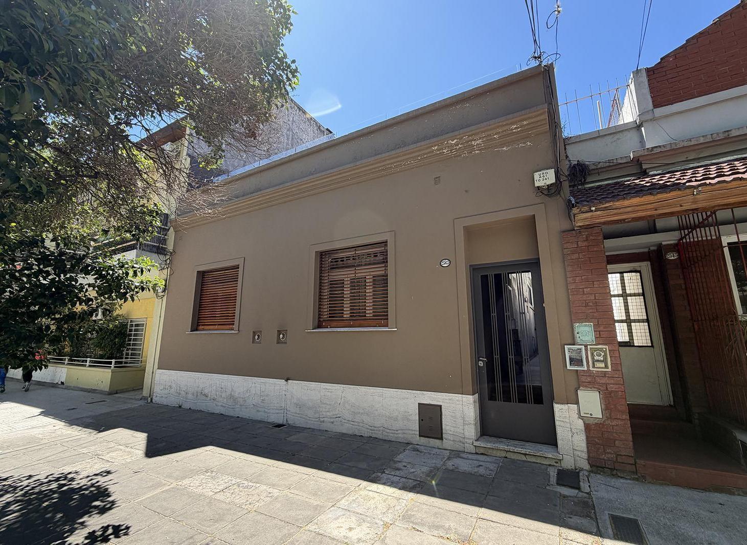 Foto de PH en Villa Urquiza en venta, imagen 2