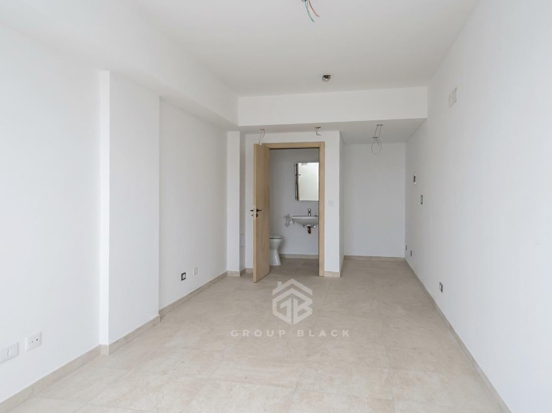 Foto de VENTA LOCAL COMERCIAL PARQUE CHAS AGRONOMIA ESTRENAR, imagen 3