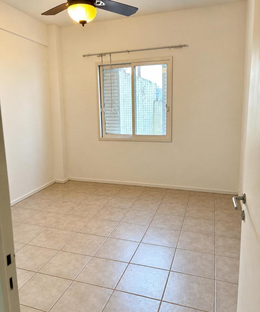 Foto de Departamento de 3 Ambientes con Excelente Conectividad - 1° Piso por, imagen 5