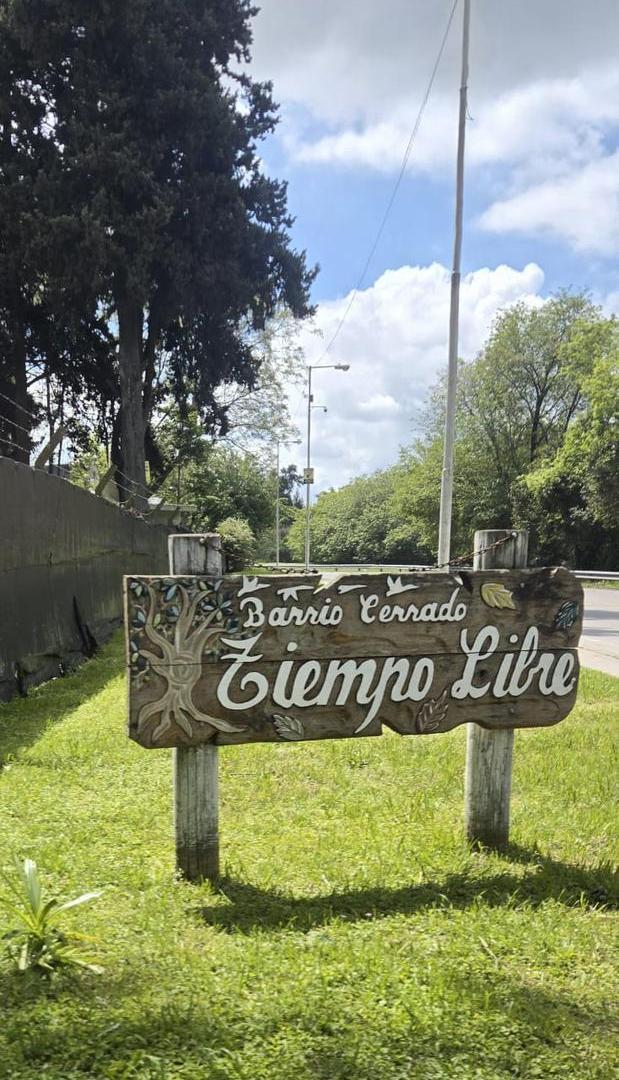 Foto de Excelente Casa Quinta Acceso Oeste y Camino del Buen Ayre, imagen 1