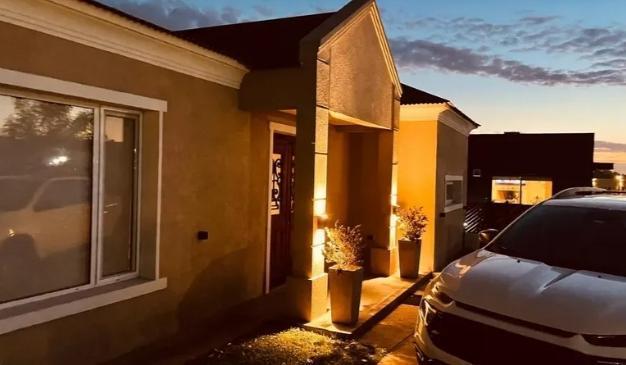 Foto de Venta Impecable Casa en Santa Lucia Pilar a Estrenar Galeria con losa, imagen 1