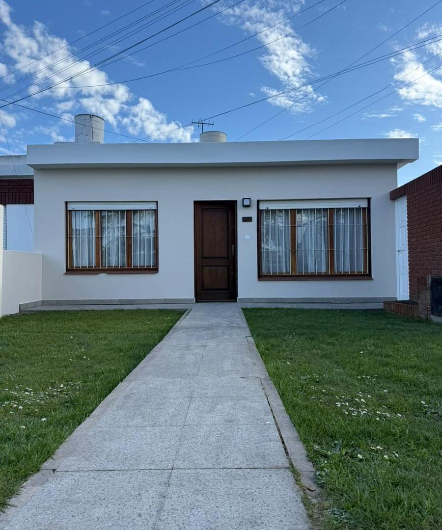 Foto de Casa americana de 2 dormitorios con garaje en Barrio El Gaucho Mar del, imagen 4
