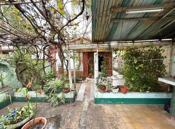 VENTA CASA 7 AMBIENTES BERAZATEGUI!! 2