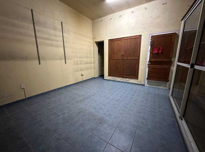 VENTA CASA 3 AMB C/GGE. + 2 LOCALES - F. VARELA 3
