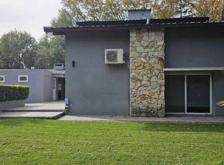 CASA CON PILETA EN COUNTRY EL PARAISO, ALQUILER 5