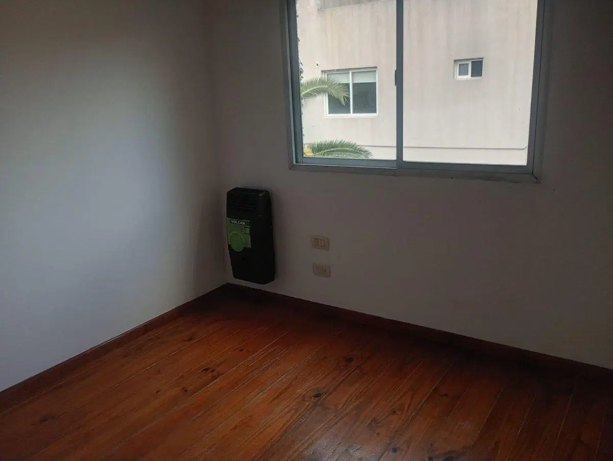 DUPLEX 3 AMBIENTES EN  ALQUILER CON COCHERA 3
