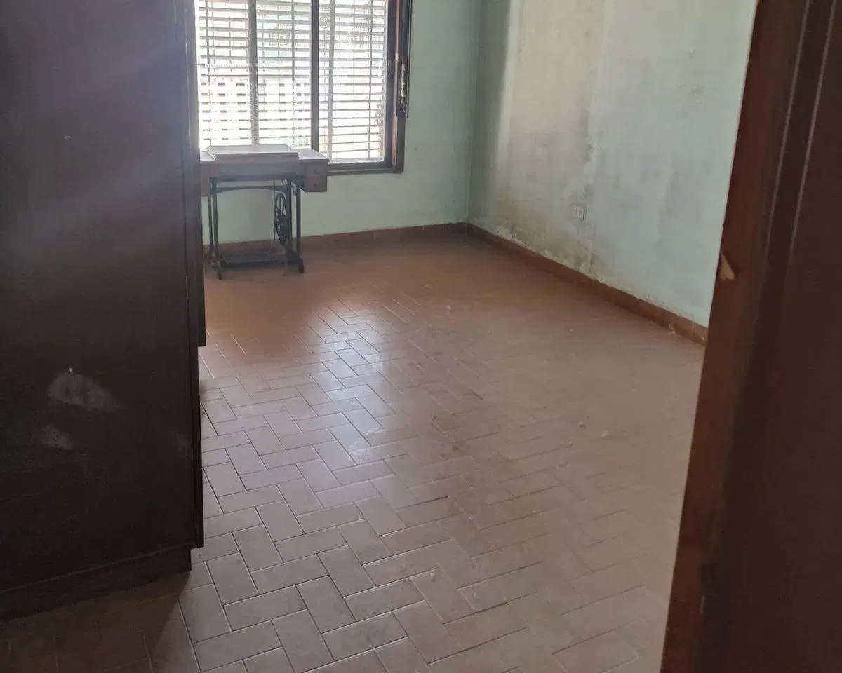 CASA 4 AMBIENTES EN VENTA EN BANFIELD 5