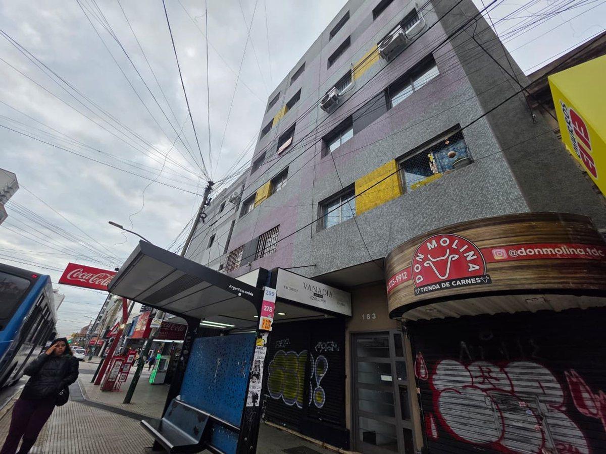 DEPARTAMENTO 3 AMBIENTES EN VENTA BANFiIELD