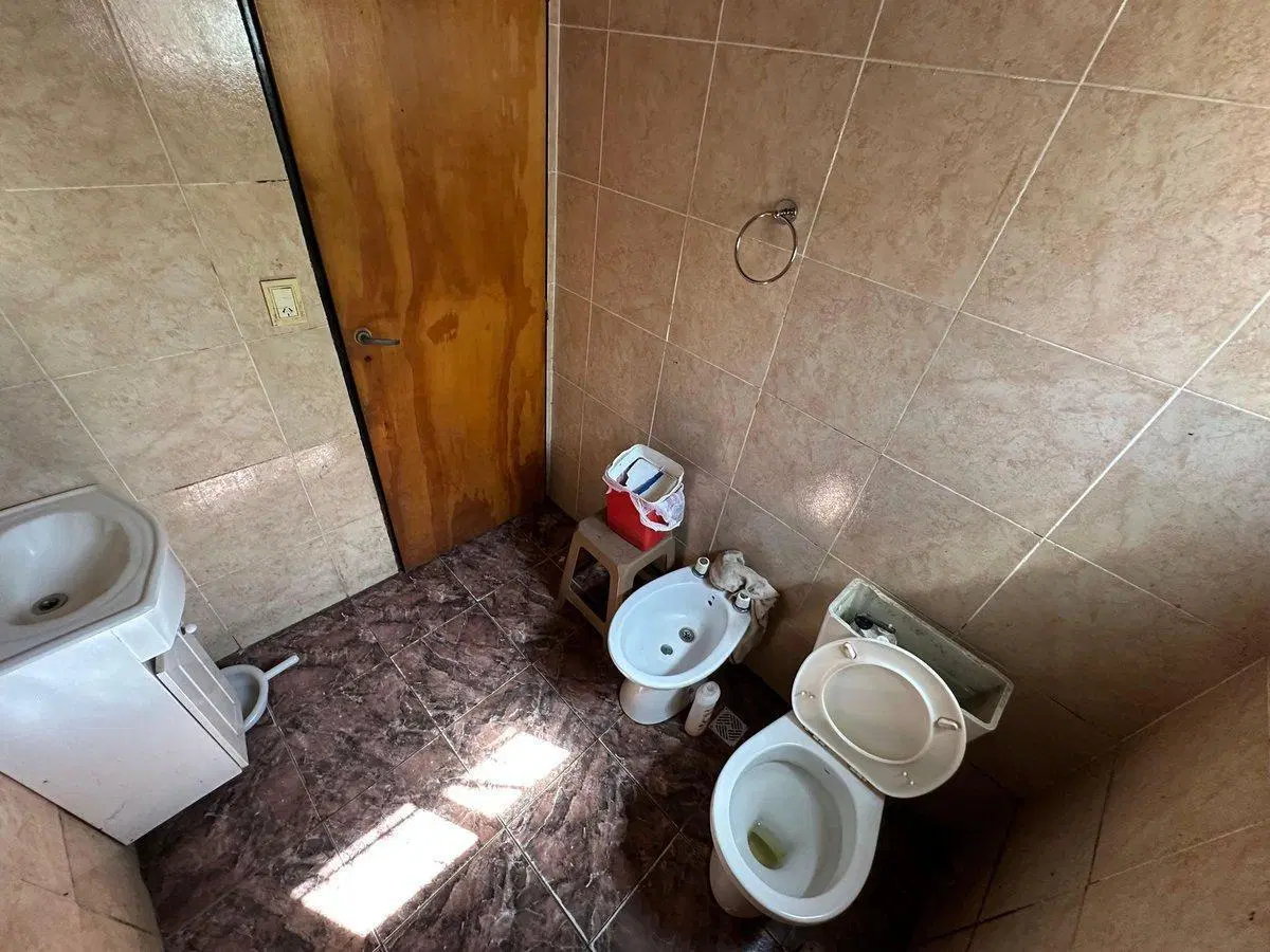 VENTA CASA 3 AMBIENTES CON PATIO QUINCHO PARRILLA 4