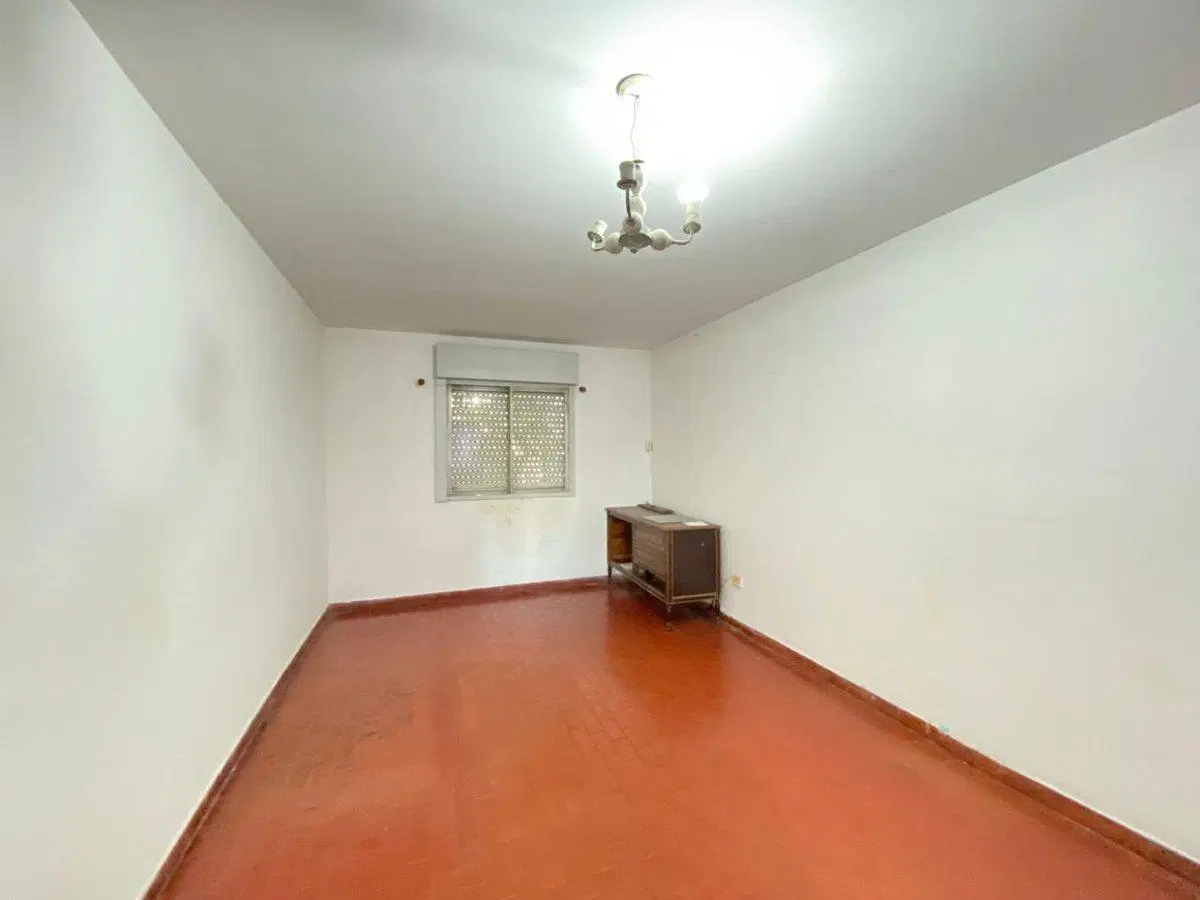 DEPTO 4 AMBIENTES VENTA LONGCHAMPS!!! 1ER PISO 4