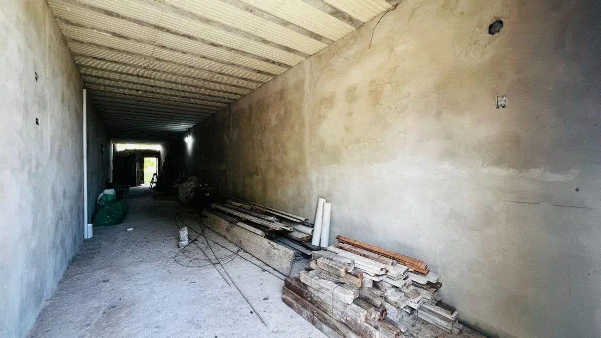 LOTE EN VENTA BANFIELD CON 132 MTS CONSTRUIDOS 3