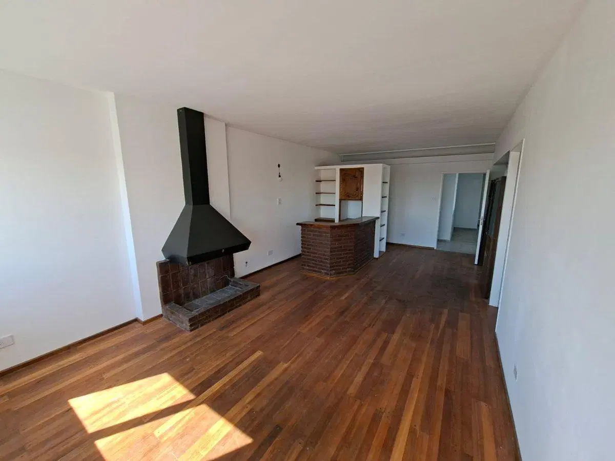 DEPTO EN VENTA 4 AMBIENTES ADROGUE REFACCIONADO 4