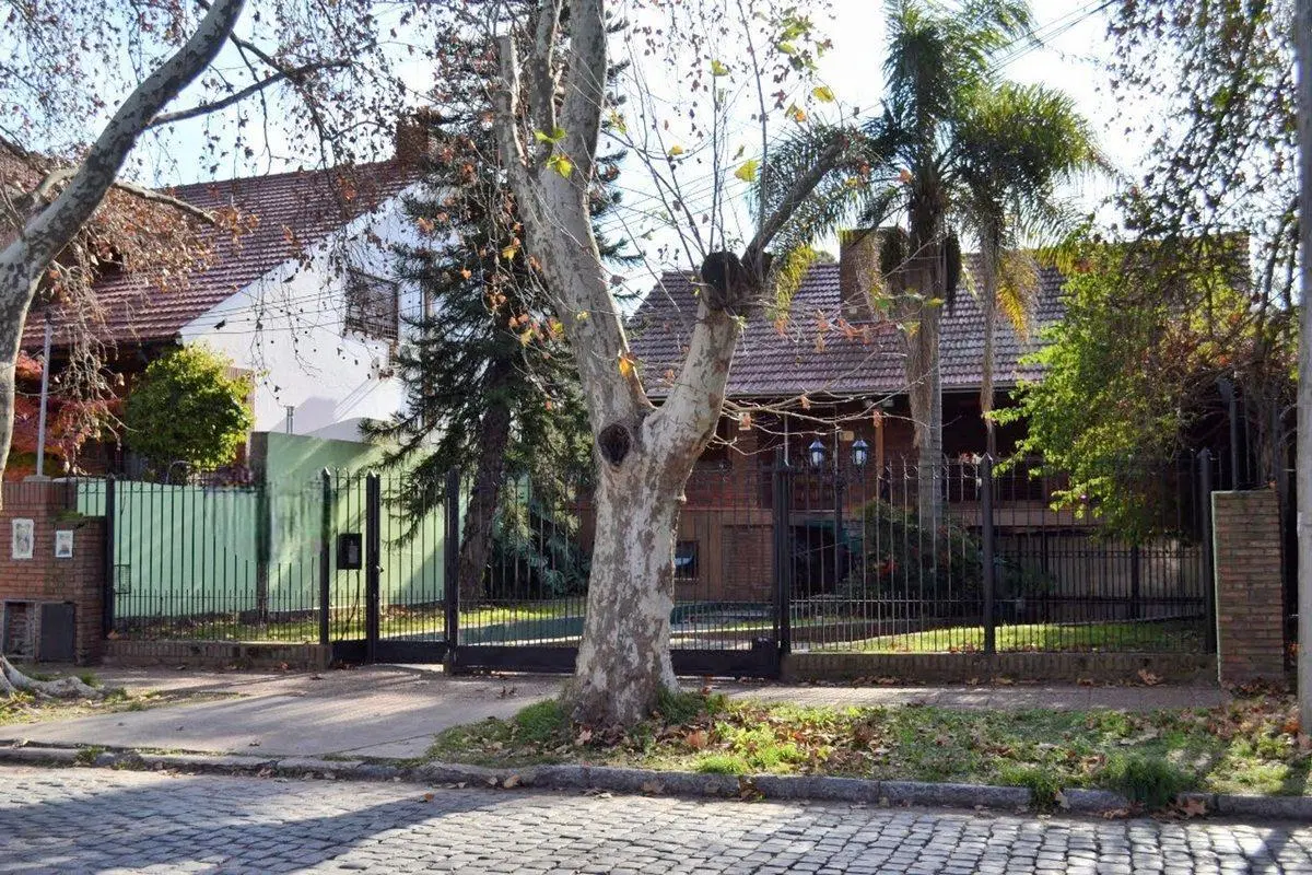 CASA 6 AMBIENTES VENTA  ADROGUE CREDITO DESARROLLO 5