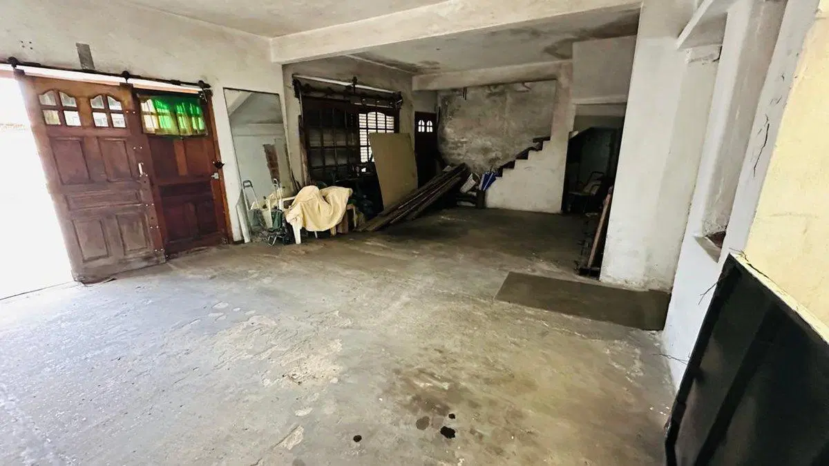 Venta: Casa 4 amb Lanús Oeste, parque y cochera 5